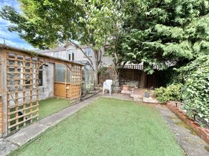 Photo 16- click for photo gallery